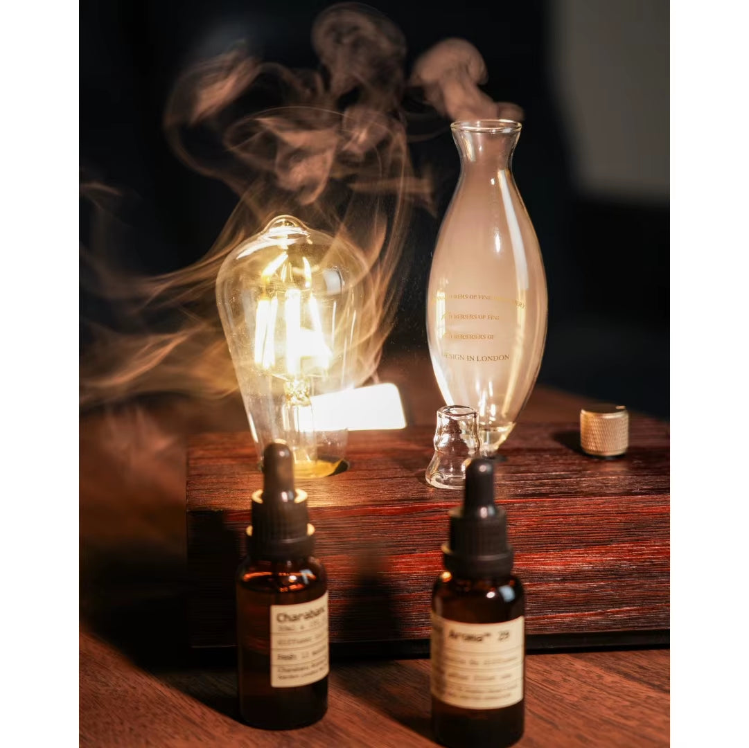 Vintage Tungsten Filament Aroma Diffuser & Humidifier with Sandalwood Essential Oil - Elegant Aromatherapy Lighting