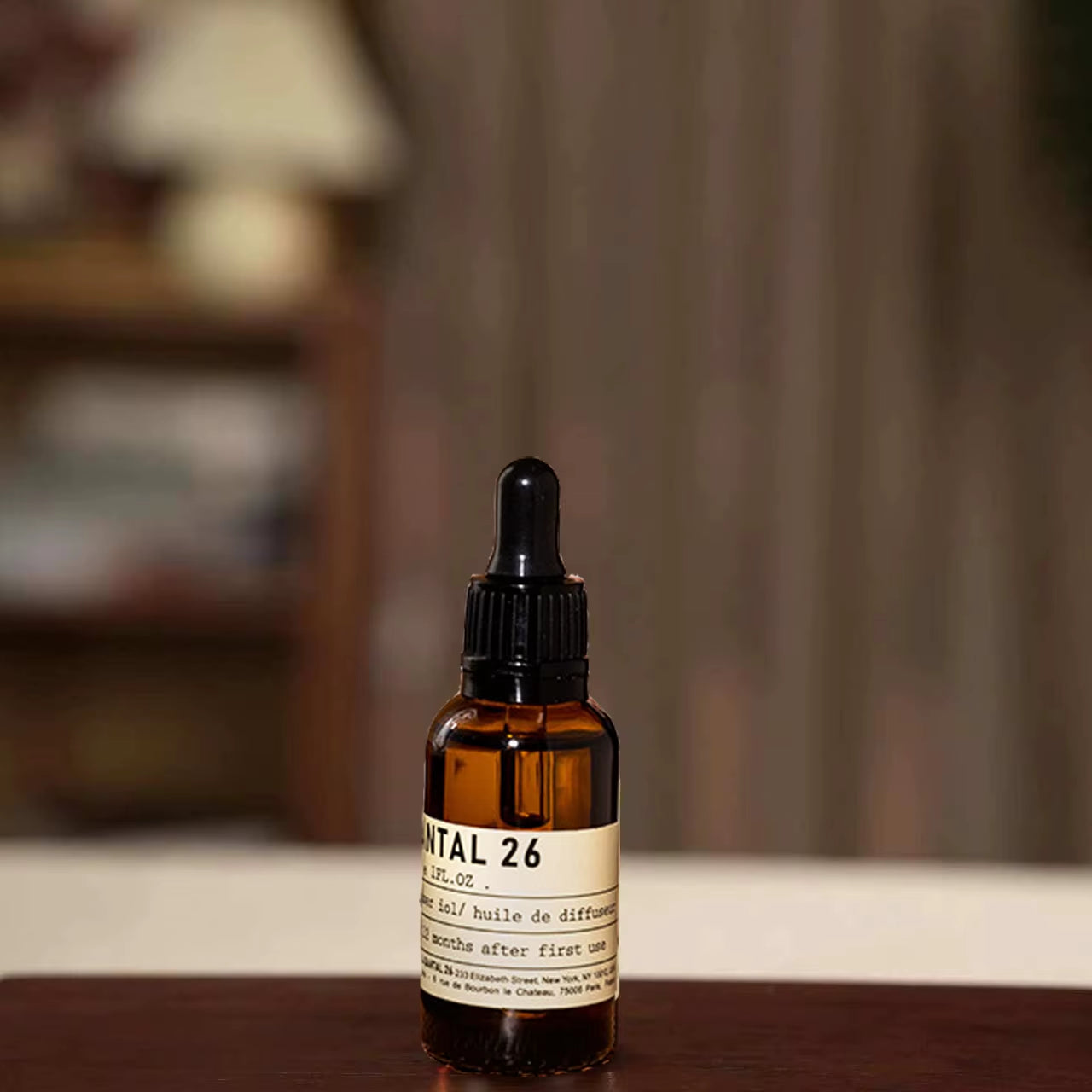 Vintage Tungsten Filament Aroma Diffuser & Humidifier with Sandalwood Essential Oil - Elegant Aromatherapy Lighting