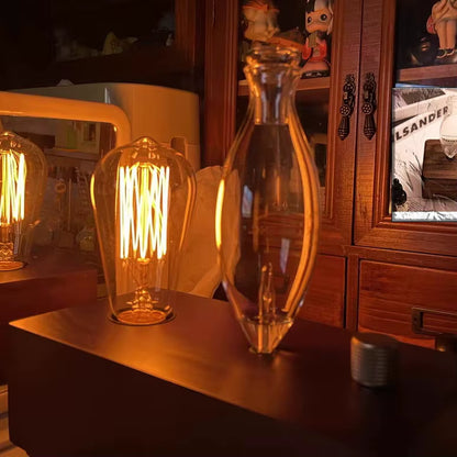 Vintage Tungsten Filament Aroma Diffuser & Humidifier with Sandalwood Essential Oil - Elegant Aromatherapy Lighting